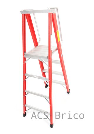 Escalera Fibra Tijera 2x4 - 1,14 Metros - 10400 - Mader