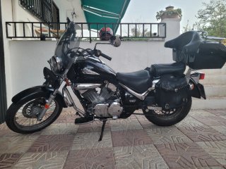 Suzuki Intruder 250LC Negra