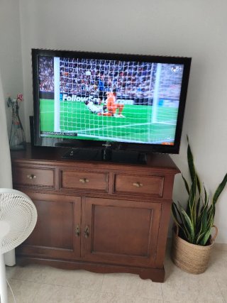 TV Samsung 45 Negra