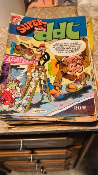 Lote de 156 TEBEOS HUMOR antiguos: Mortaledo, etc