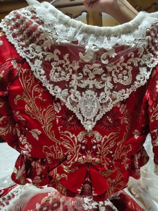 Vestido de Fallera Rojo y Dorado