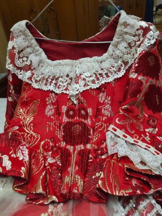 Vestido de Fallera Rojo y Dorado
