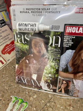 Pack Revista ¡HOLA! + Fashion + MOCHO MORENO