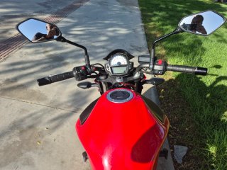 Kawasaki ER6-N 650 Roja y Negra