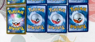 Cartas Pokémon Variadas