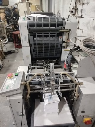 Máquina Offset Ryobi 3302H