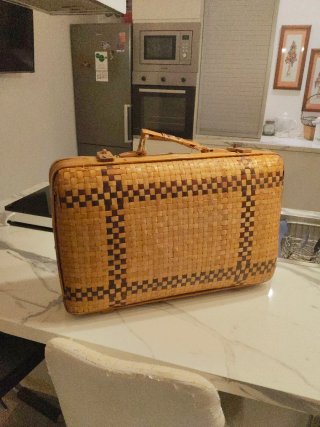 Maleta de mimbre vintage
