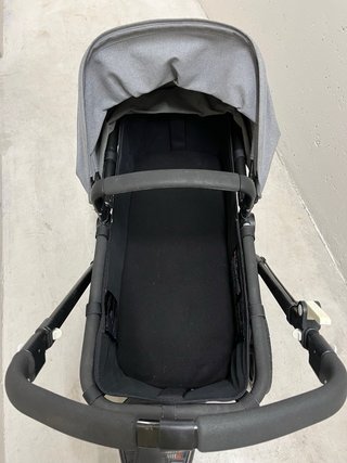 Silla de paseo Bugaboo con patinete