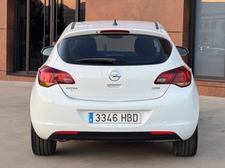 Opel Astra 2012 Acabado Sport