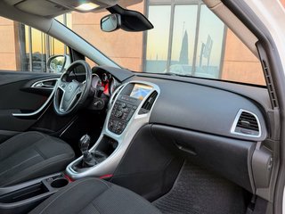 Opel Astra 2012 Acabado Sport