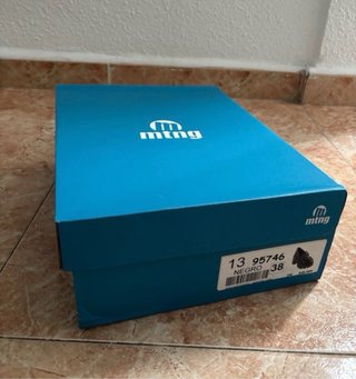 Zapatos Mustang Talla 38 Negros