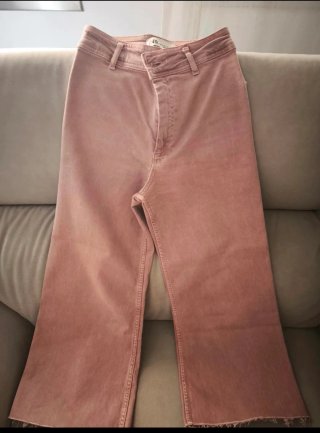 Pantalón vaquero mujer Zara rosa
