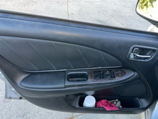 Toyota Avensis 2001