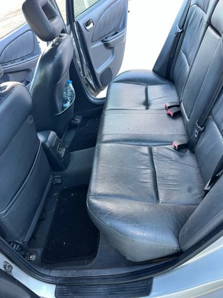 Toyota Avensis 2001
