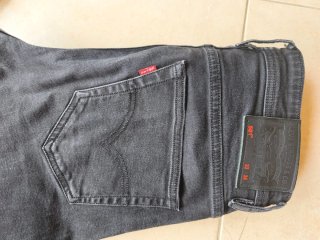 Pantalones Levis