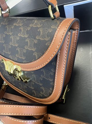 Borsa Celine Triomphe Marrone e Oro