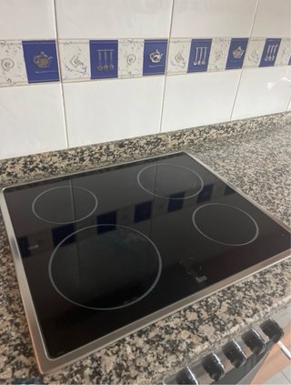 Cocina seminueva madera y metal