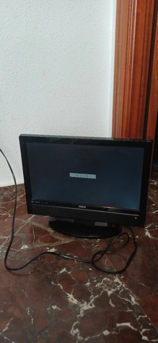 Pack 2 Televisores OKI Negros