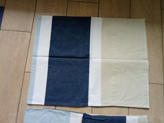 Federe tessuto beige e blu
