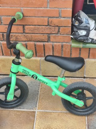 Bicicleta de equilibrio Chicco Green Rocket