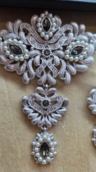 Aderezo Fallera Plata con Piedras Negras