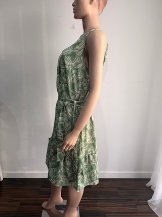 Vestido de verano verde estampado