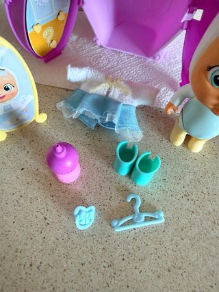 Bebés Llorones Dress Me Up Muñeca y Accesorios