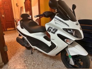 !!!!!! URGE  VENTA.!!!!! Piaggio Xevo 125 Blanca