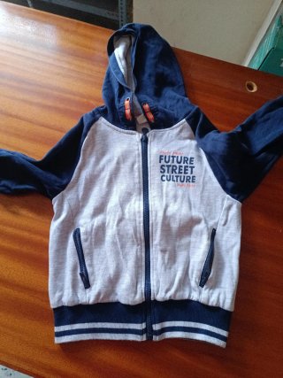Lote 3 sudaderas niño 5-6 años