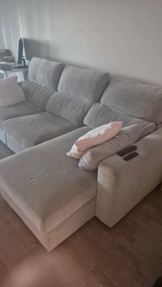 Sofá chaise longue gris tela