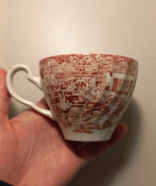 Taza de té de cerámica con diseño