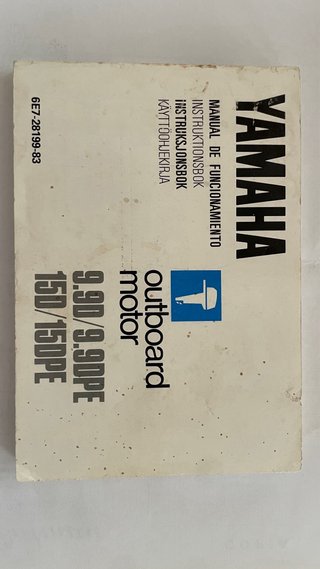Fueraborda Yamaha 15 CV 2 Tiempos cola larga.