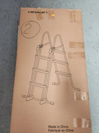Escalera Intex para Piscinas 91 hasta 107 cm