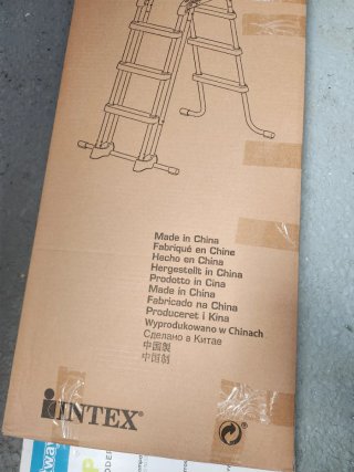 Escalera Intex para Piscinas 91 hasta 107 cm
