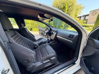 Volkswagen Golf GTI 2005