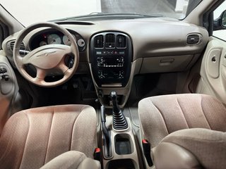 CHRYSLER VOYAGER 2003