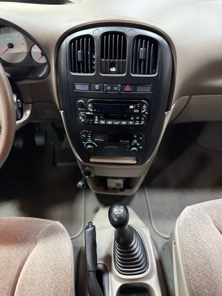 CHRYSLER VOYAGER 2003