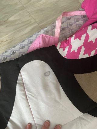 2 Edredones Hello Kitty 180x240 (25€ dos, 15€ uno)