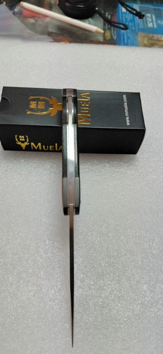 Navaja Muela Micarta Negra