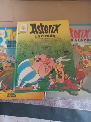 5 tebeos Asterix