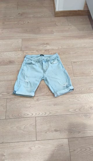 Pantalón vaquero chico desgastado talla 40