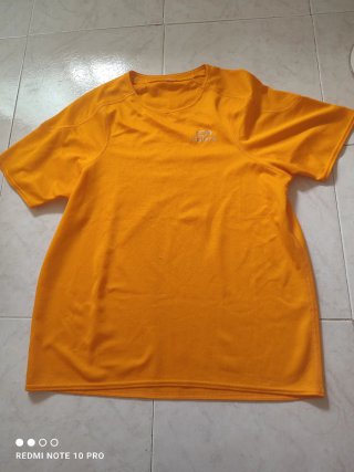 Camiseta deportiva Kalenji naranja