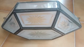 Aplique antiguo de cristal y metal