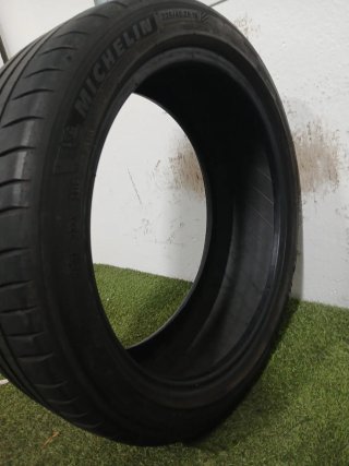 225 45 19 96W MICHELIN PILOT SPORT 4