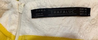 Vestido Zara blanco con forro amarillo
