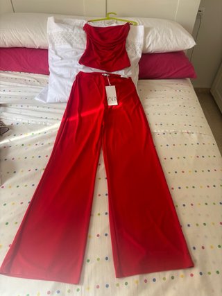 Conjunto Zara top y pantalón rojo