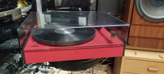 Tocadiscos Rega ERA Rojo con Brazo Rega