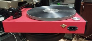 Tocadiscos Rega ERA Rojo con Brazo Rega