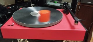 Tocadiscos Rega ERA Rojo con Brazo Rega