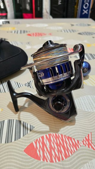 CARRETE DAIWA SALTIGA 5000